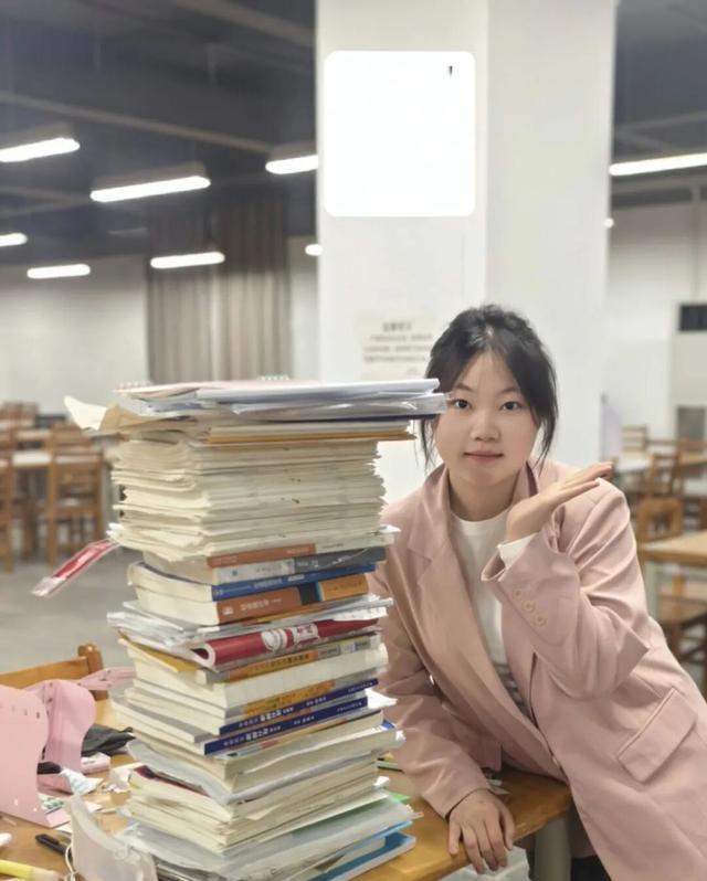 w8vg8qn5PN15j1y8.jpg
