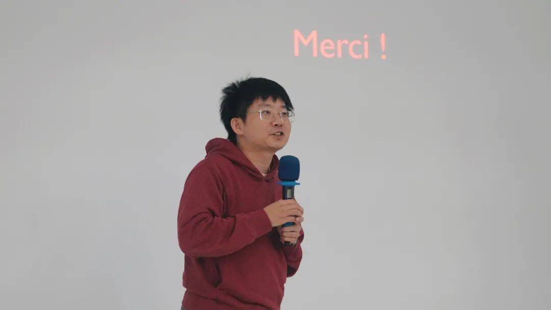 z60Tu6Hg6Bgig8Nt.jpg