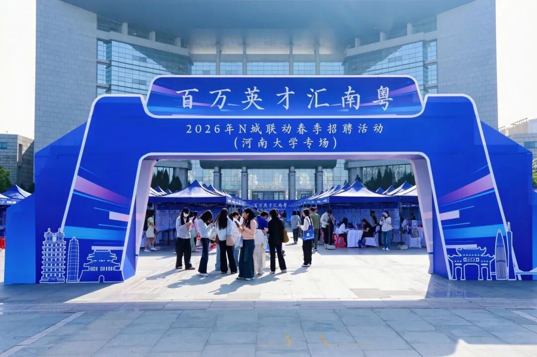Sb5lwaC14lcPcGzL.jpg