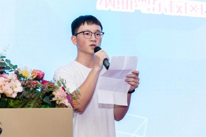 A4Z10op8HwOQ80c7.jpg