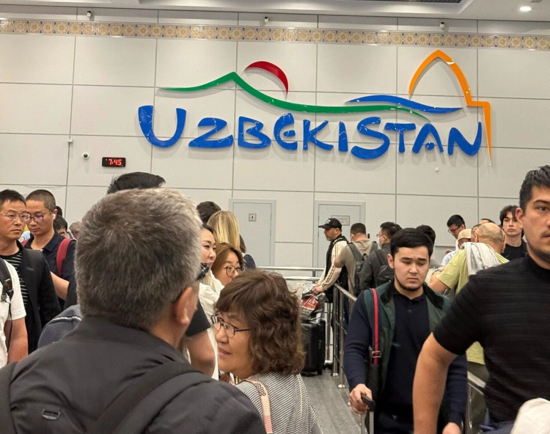 dEzG9y9iu9ESnBn9.jpg