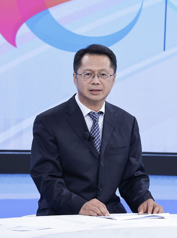 NQZ01f22S20U1120.jpg