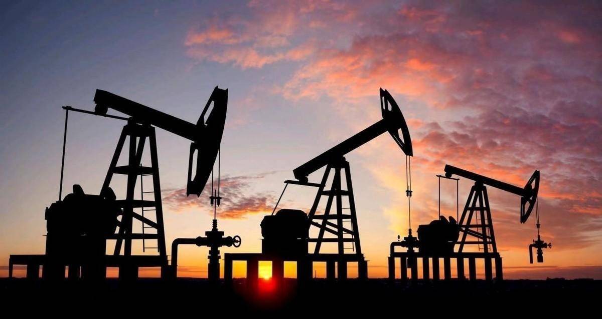 UO0MzbrKB0bEyBee.jpg