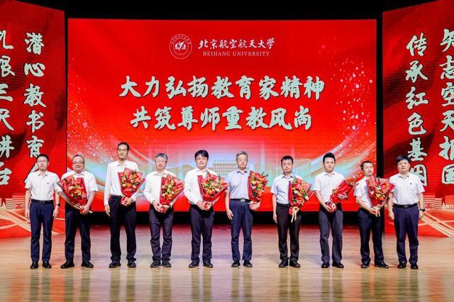 qiIZL5563j3JLAVi.jpg