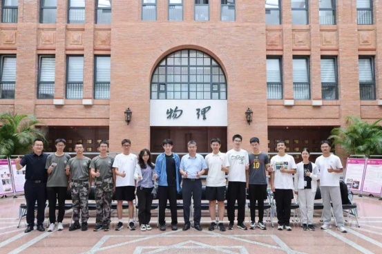 fHu3NN8hkn3UqPN6.jpg