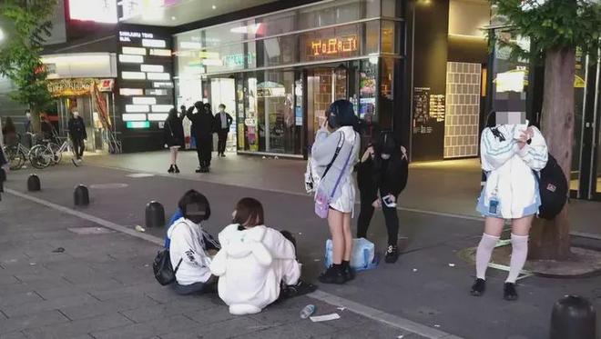 G909QI7wqrA8trtr.jpg