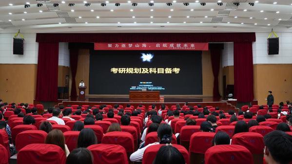 hKZR4sUosgoXOOx6.jpg